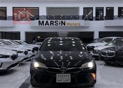 تۆیۆتا کامری